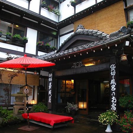Ekinariya Ryokan Кусацу Екстериор снимка